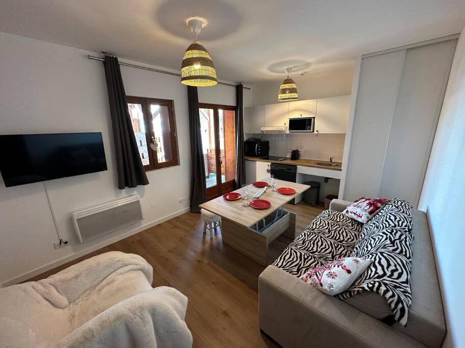 Ferienwohnung Superbe T2 Au Pied Des Pistes Guillaumes Exterior foto